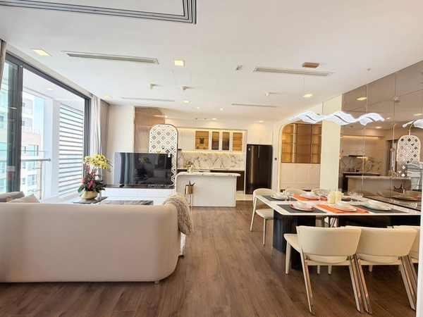VINHOMES CENTRAL PARK APARTMENT FOR RENT – 3 BEDROOMS – 115SQM – FULLY FURNISHED