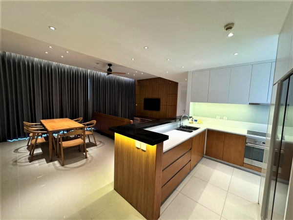 THE ESTELLA 3 BEDROOMS FULL FURNISH FOR RENT