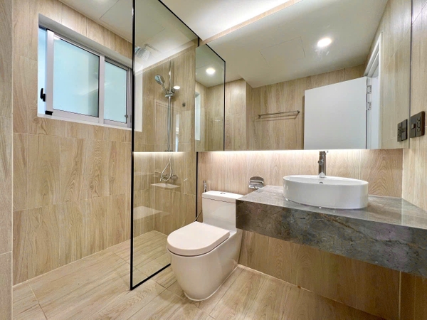 💥 HAPPY VALLEY SIGNATURE UNIT – FREE BASEMENT PARKING – MILLION-DOLLAR VIEW!