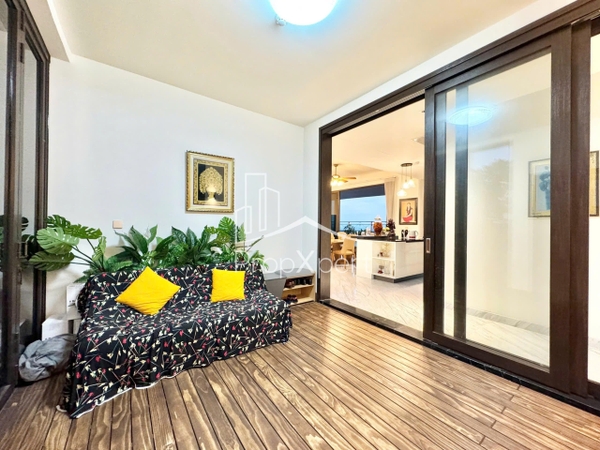 DISTRICT 2 DEFINE LUXURY APARTMENT WITH 3 BEDROOMS WITH GARDEN FOR RENT
