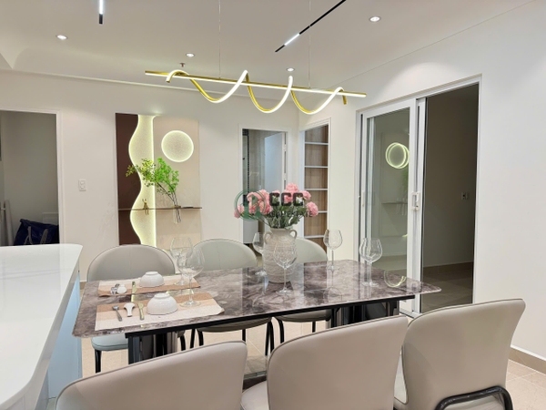 🌟 Scenic Valley 1 Apartment for Sale, Phu My Hung | 3BR – 133m² – Stunning River View