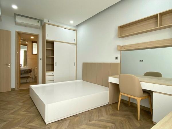 FOR SELL - MIDTOWN THE PEAK 2 BEDROOMS FULL FURNISHED