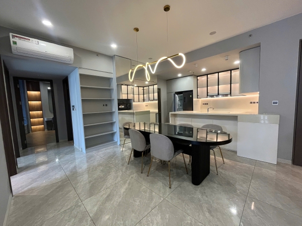 MIDTOWN APARTMENT WITH 3 BEDROOMS FOR RENT | 126M2 | THE PEAK