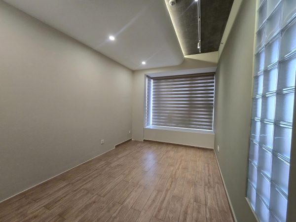 Midtown M8 Shophouse for Rent 75 sqm