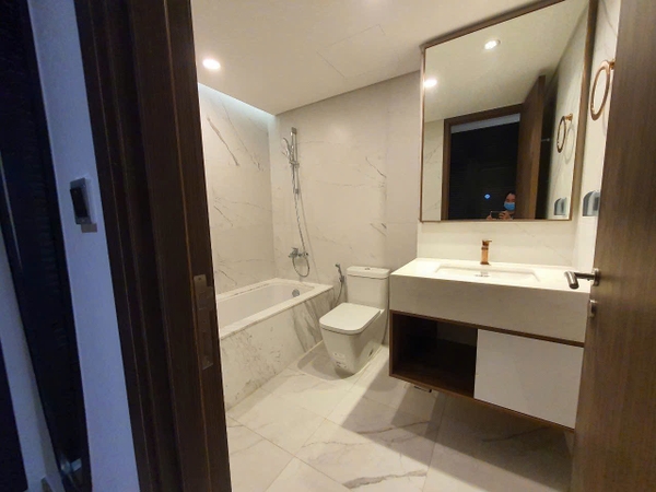 MIDTOWN APARTMENT THE PEAK | M8 FOR RENT | 125M2 | LUXURY FURNITURE
