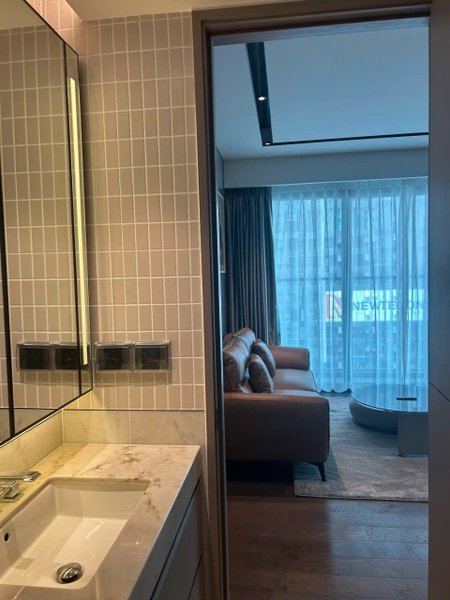 FOR SALE GRAND MARINA SAIGON LAKE TOWER 1 BEDROOM