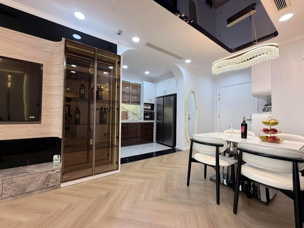 LUXURY 2-BEDROOM APARTMENT FOR RENT AT VINHOMES CENTRAL PARK – PANORAMIC CITY VIEW