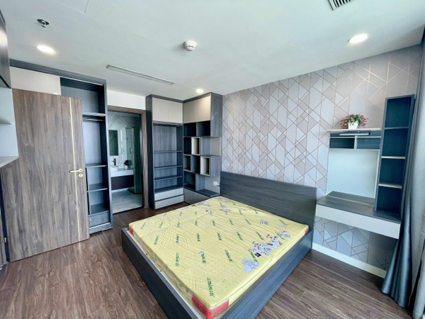 SUNSHINE SKY CITY APARTMENT WITH 4 BEDROOMS FOR SELL - 132M2 - HIGH FLOOR
