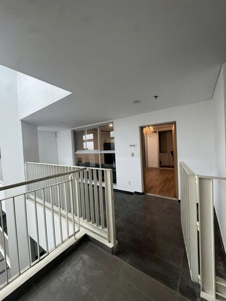 FOR SALE SHOPHOUSE SCENIC VALLEY 2 PHU MY HUNG 98M2