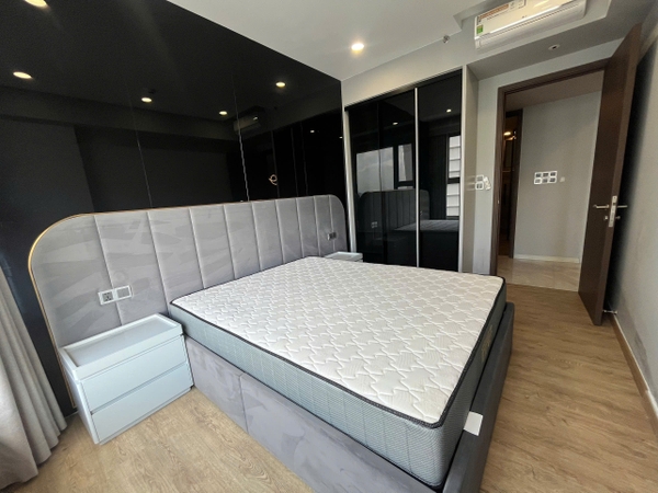 MIDTOWN APARTMENT WITH 3 BEDROOMS FOR RENT | 126M2 | THE PEAK