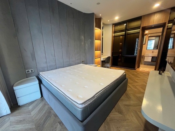 MIDTOWN APARTMENT WITH 3 BEDROOMS FOR RENT | 126M2 | THE PEAK