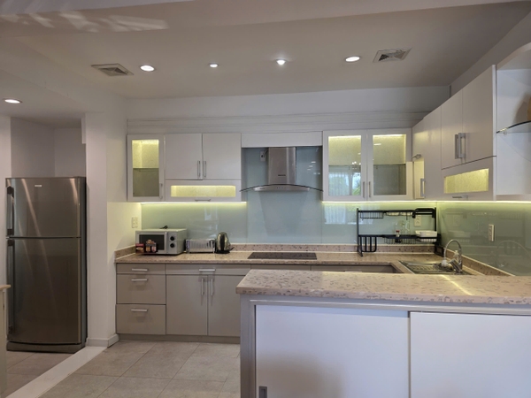 FOR RENT – GRAND VIEW - 3 BEDROOMS, 2 BATHROOMS- 180M²