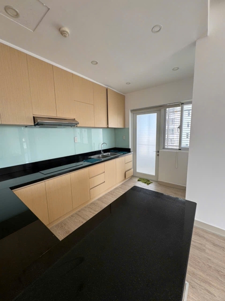 RIVERSIDE RESIDENCE APARTMENT 2 BEDROOMS NO FURNISHED FOR RENT