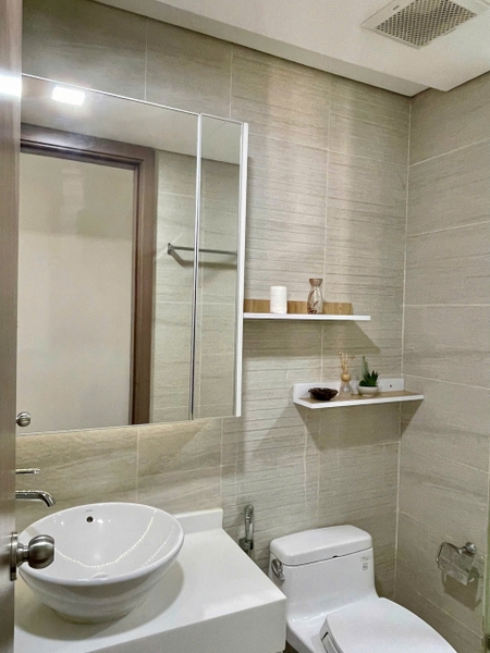 VINHOMES CENTRAL PARK FOR SALE 2 BEDROOMS WITH FULLY FURNISHED