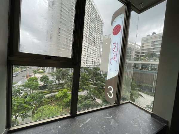 SHOPHOUSE MIDTOWN M8 THE PEAK PHU MY HUNG FOR SALE 111M2 - BASIC FURNITURE