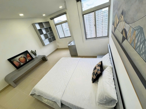 PENTHOUSE SKY GARDEN 2 PHU MY HUNG FOR RENT WITH 5 BEDROOMS | FULLY FURNISHED