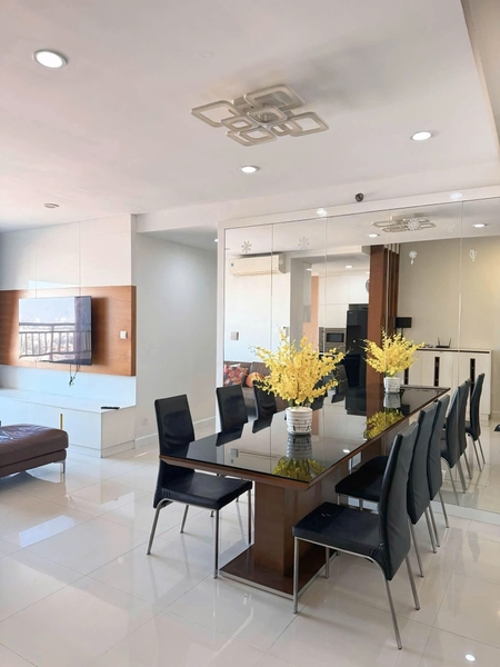 SUNRISE CITY APARTMENT WITH 3 BEDROOMS FOR RENT | FULLY FURNITURE | 120M2