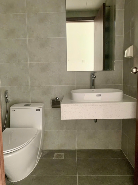 URGENT SALE SUNRISE RIVERSIDE STUDIO – 33SQM – POOL VIEW