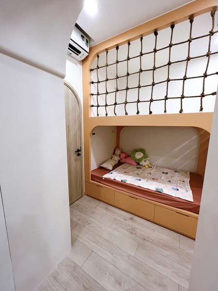 SAIGON SOUTH  RESIDENCE FOR SALE 3 BEDROOMS FULL HIGH-CLASS FURNITURE