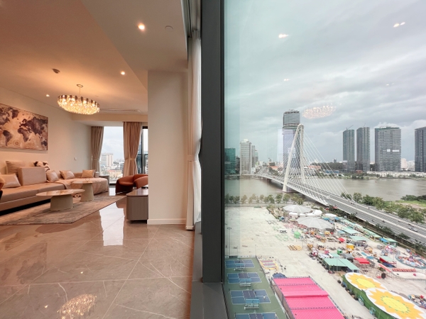 THU THIEM THE OPERA METROPOLE 3 BEDROOMS FOR RENT