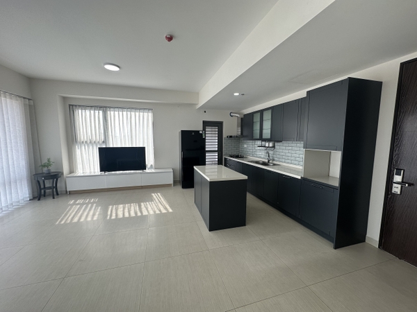 PHU MY HUNG  URBAN HILL APARTMENT 3 BEDROOMS FOR RENT