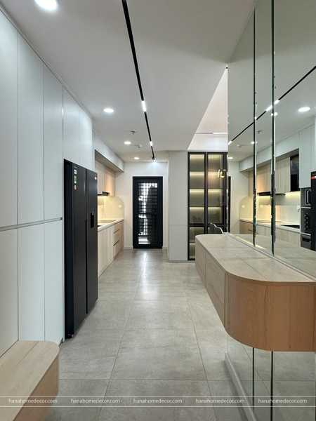 DISTRICT 7 ANTONIA APARTMENT 3 BEDROOMS  FOR SELL