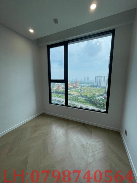 DISTRICT 2 LUMIERE THAO DIEN 2 BEDROOMS FOR SELL FULL OPTION