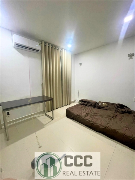 PHU MY HUNG PENTHOUSE SKY GARDEN 6 BEDROOMS FOR RENT