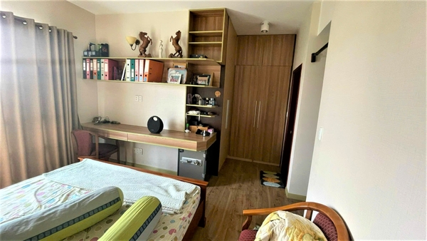 DISTRICT 7 PHU MY HUNG HAPPY VALLEY 3 BEDROOMS FOR SELL