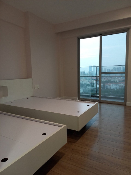 SCENIC VALLEY PHU MY HUNG 152M2 3 BEDROOMS FOR RENT