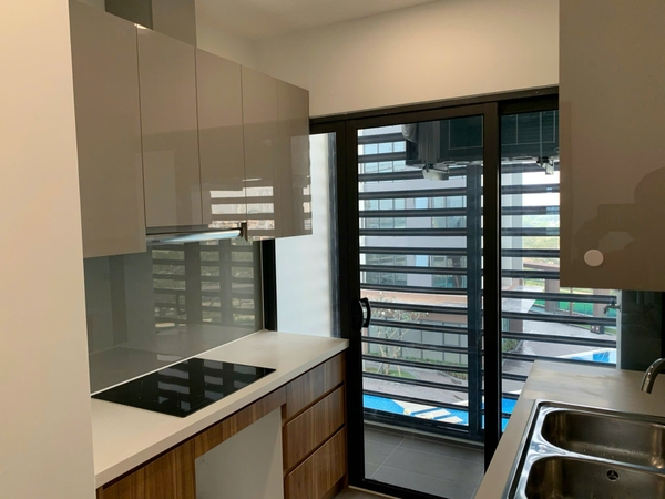 ECOGREEN SAIGON  3 BEDROOMS FULL OPTIONS WITH PINK BOOK  FOR SALE