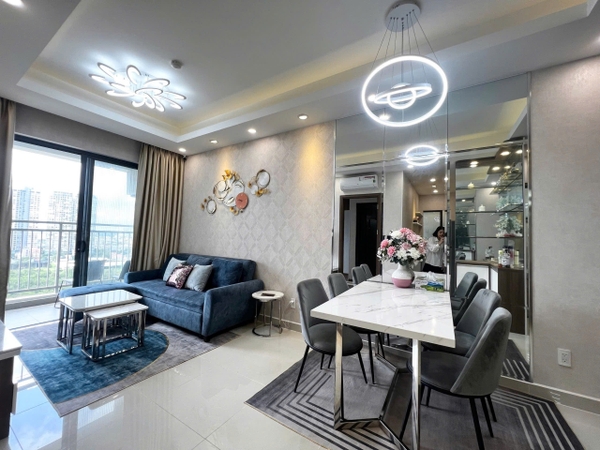 Q7 RIVERSIDE COMPLEX 2 BEDROOMS FOR RENT
