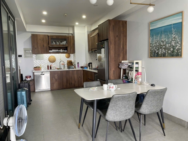 FOR SELL SAIGON SOUTH  RESIDENCE NHA BE 2 BEDROOMS FULL FURNITURE