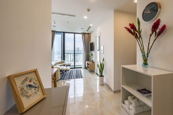 LUXURY APARTMENT IN VINHOMES GOLDEN RIVER 2 BEDROOMS FOR SELL