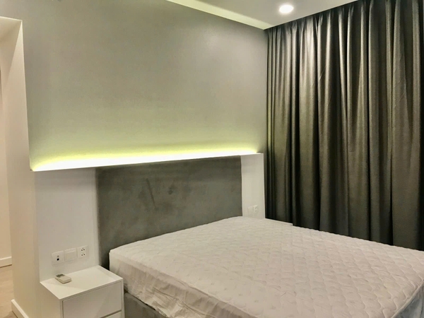 GATEWAY THAO DIEN APARTMENT 4 BEDROOMS HIGH-CLASS FURNITURE FOR SALE