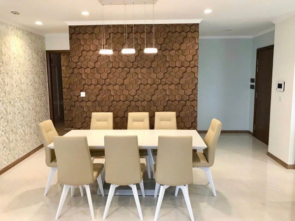 VINHOMES CENTRAL PARK BINH THANH 4 BEDROOMS FOR RENT