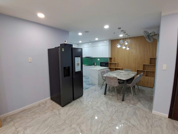 PHU MY HUNG SCENIC VALLEY APARTMENT 151M2 FOR RENT 3 BR