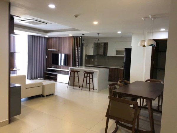 Phu My Hung Green Valley 3 bedrooms 130m2 with fully furniture for rent