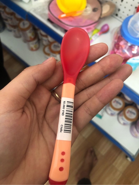 Thìa báo nóng