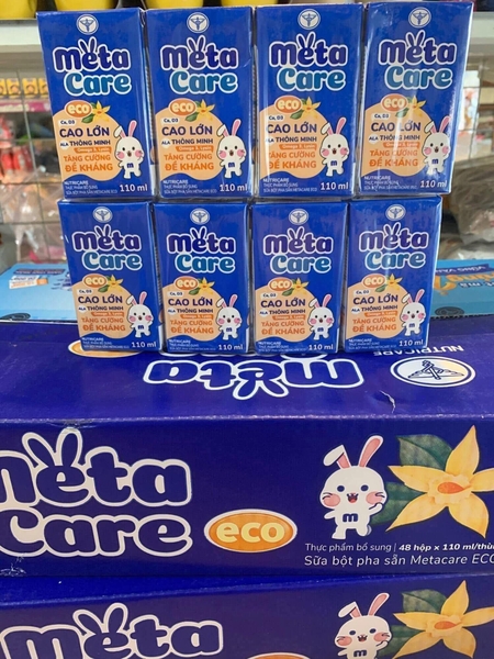 Sữa dinh dưỡng pha sẵn MetaCare Eco 110ml, Lốc 4 hộp (Từ 1 tuổi)