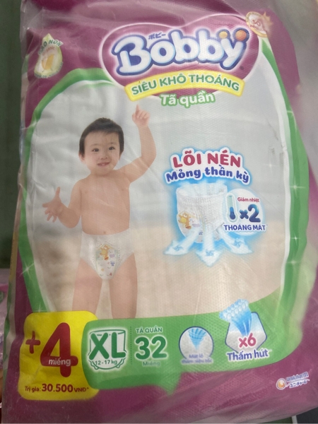 Bỉm - Tã quần Bobby size XL 32 miếng (12 - 17kg) + Tặng 4/6 Miếng (Giao Ngẫu Nhiên)