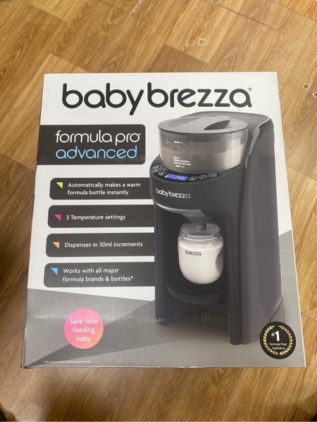 Máy pha sữa Baby Brezza Formula Pro Advanced Black/White