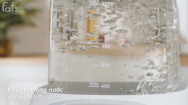 Máy đun và hâm nước pha sữa điện tử Quick 9