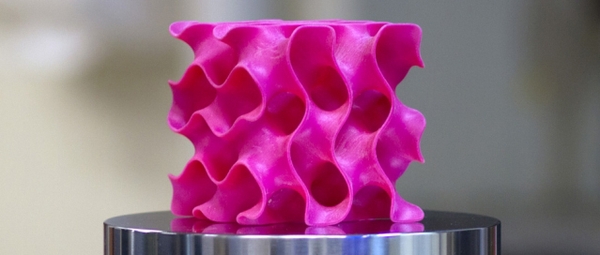 3D graphene – vật liệu siêu bền, nhẹ hơn thép, dùng trong xây dựng chọc trời