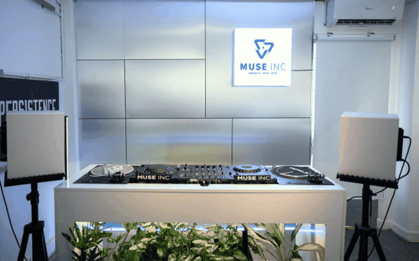 Thuê phòng tập DJ: Half Set CDJ 2000 NXS2 và Mixer 900 NXS2