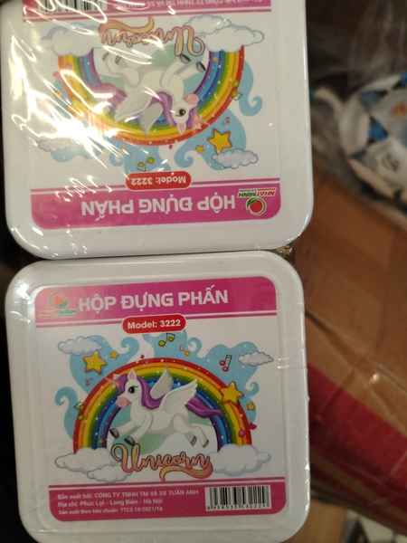 Hộp đựng phấn+ bông lau+ phấn