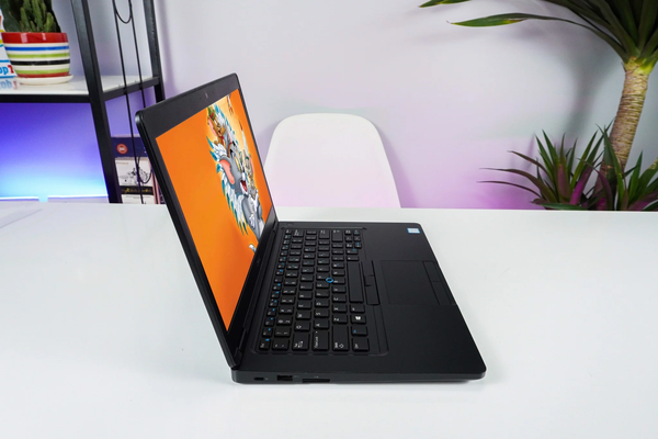 Laptop cũ Dell Latitude 5490 Core i7-7600U | 8GB | 256GB | 14 inch Full HD
