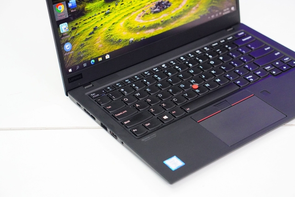 Laptop cũ Lenovo Thinkpad X1 Carbon Gen 6 Core i7-8550U | 16GB | 512GB | 14 inch FHD