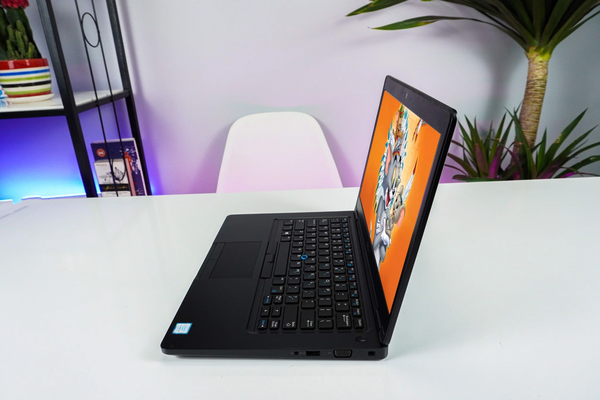 Laptop cũ Dell Latitude 5490 Core i5-7300U | 8GB | 256GB | 14 inch Full HD