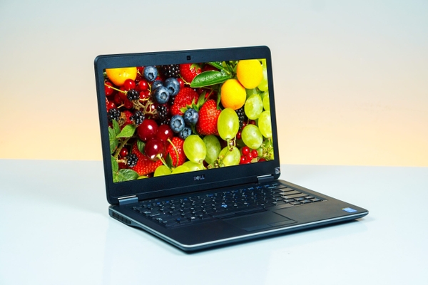 Laptop cũ Dell Latitude E7440 Core i7-4600U | 8GB | 256GB | 14 inch HD